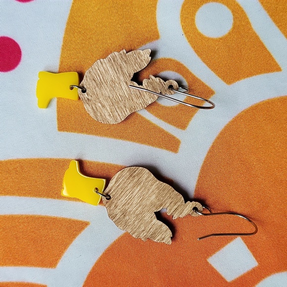 Chickens in rainboots earrings 🐔 - Picture 5 of 8